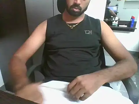 lovelyakash69 online show from 03-11-26, 06:30