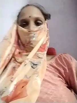 Snapshot of Soniy-Maax chatting on 09-17-25, 08:05 Soniy-Maax online show from 09-17-25, 08:05