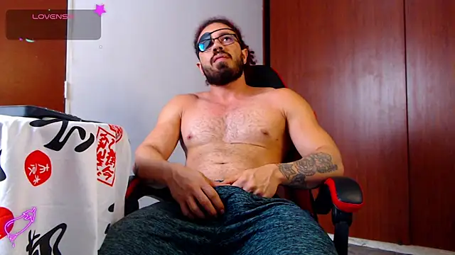 pirata fitness online show from 11-18-25, 10:41