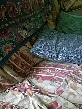 Snapshot of tipetto06 chatting on 09-17-25, 09:11 tipetto06 online show from 09-17-25, 09:11