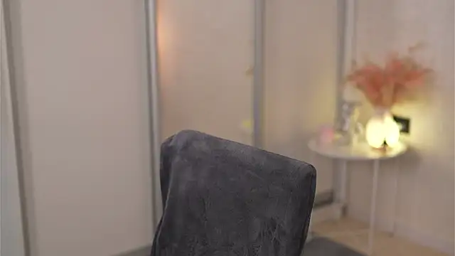 Snapshot of Cyberheart_ chatting on 11-07-25, 04:07 Cyberheart online show from 11-07-25, 04:07