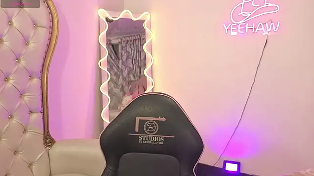 Snapshot of saaya_tay chatting on 12-03-25, 03:14 saaya tay online show from 12-03-25, 03:14