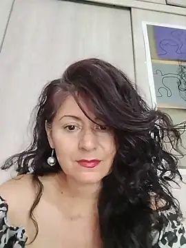 lunadicty online show from 05-17-26, 06:48