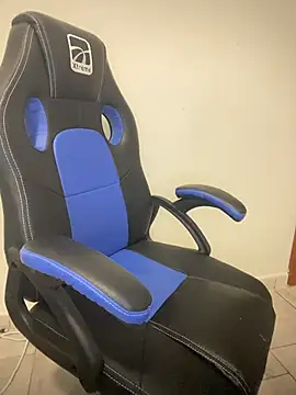 Monella123 online show from 02-05-26, 11:48