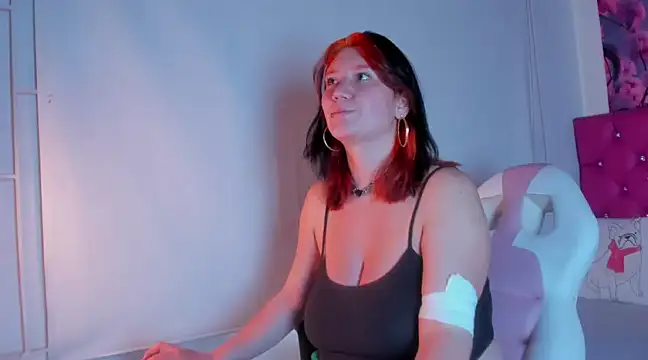 Snapshot of Cerecitaa02_ chatting on 03-21-25, 07:35 Cerecitaa02  online show from 03-21-25, 07:35