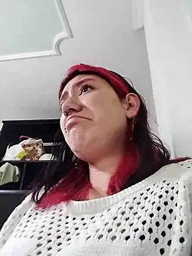 Snapshot of Cerecitaa02_ chatting on 09-13-25, 12:05 Cerecitaa02  online show from 09-13-25, 12:05