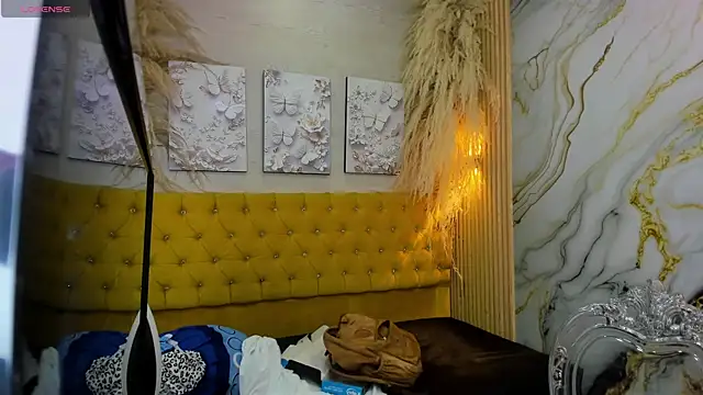 Snapshot of Cerecitaa02_ chatting on 09-16-25, 11:55 Cerecitaa02  online show from 09-16-25, 11:55