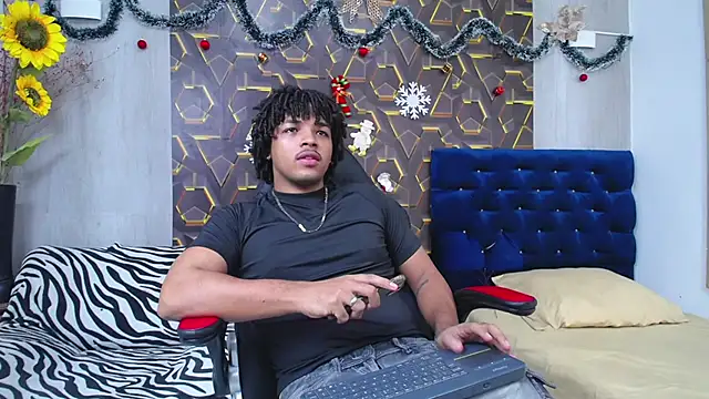 black king 241 online show from 11-28-25, 02:47