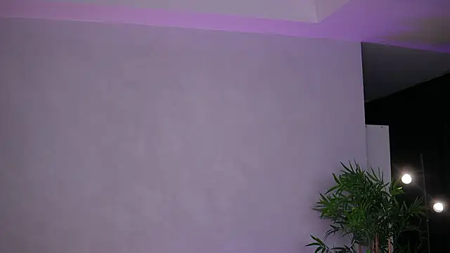 Snapshot of JessyKisss chatting on 03-10-26, 08:14 JessyKisss online show from 03-10-26, 08:14