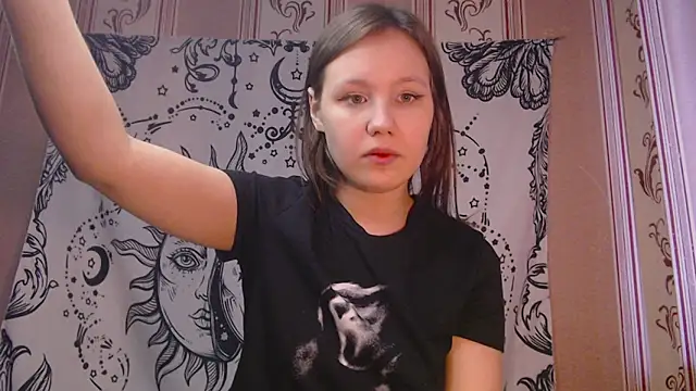 Snapshot of Thighswithspikes chatting on 10-02-25, 08:10 Thighswithspikes online show from 10-02-25, 08:10