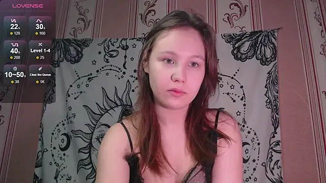 Snapshot of Thighswithspikes chatting on 11-14-25, 07:18 Thighswithspikes online show from 11-14-25, 07:18