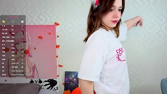 Snapshot of FancyHenley chatting on 11-14-25, 01:37 FancyHenley online show from 11-14-25, 01:37