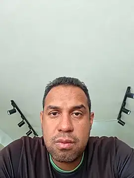 elnegro707070 online show from 03-11-26, 04:24