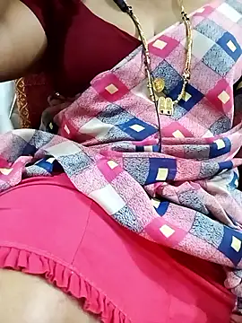 Snapshot of tamiltady chatting on 09-10-25, 05:13 tamiltady online show from 09-10-25, 05:13