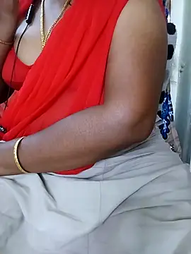 Snapshot of tamiltady chatting on 10-05-25, 08:56 tamiltady online show from 10-05-25, 08:56