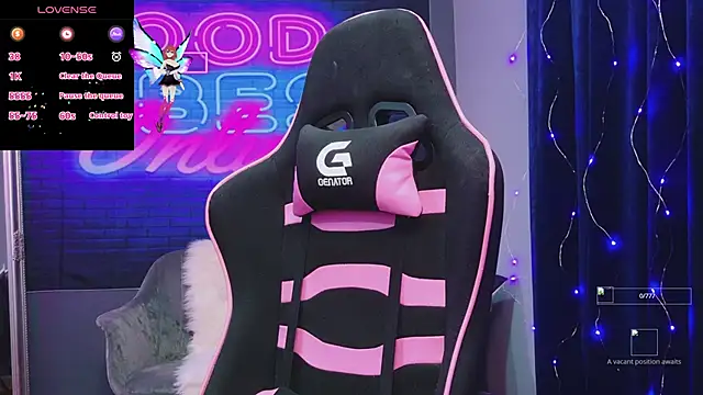 AlessiaCroft online show from 10-30-25, 05:09