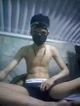 HannanKhan25 online show from 10-31-25, 01:01