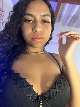 Snapshot of camillaCat chatting on 09-20-25, 02:34 camillaCat online show from 09-20-25, 02:34