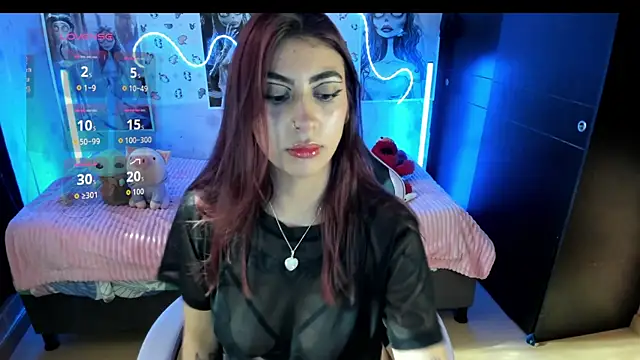 Snapshot of Medussa_katt chatting on 07-24-26, 09:24 Medussa katt online show from 07-24-26, 09:24