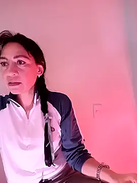 Alicia Montess online show from 10-15-25, 06:30