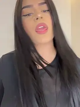 Snapshot of Kariina__69 chatting on 12-04-25, 03:38 Kariina 69 online show from 12-04-25, 03:38