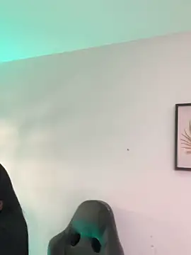 Kariina  69 online show from 04-28-26, 02:27