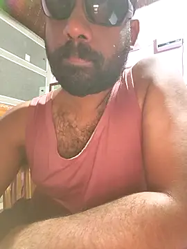 UrbanUtopia online show from 11-27-25, 05:04