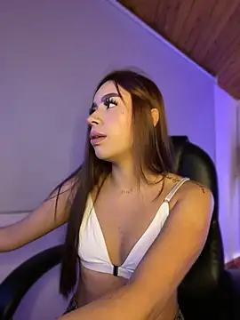 Cristina pinkk online show from 04-27-26, 12:08