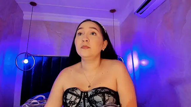 AlissaJoness online show from 12-14-25, 12:32