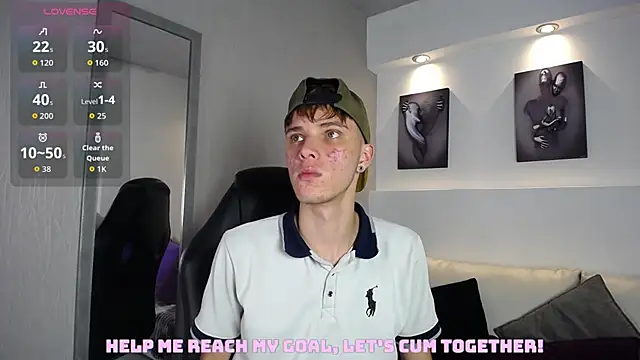 Snapshot of Robbin_Blaze chatting on 11-26-25, 05:19 Robbin Blaze online show from 11-26-25, 05:19