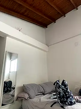 Snapshot of Mia__Gray chatting on 10-22-25, 06:18 Mia Gray online show from 10-22-25, 06:18