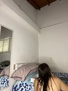 Snapshot of Mia__Gray chatting on 12-05-25, 05:09 Mia Gray online show from 12-05-25, 05:09