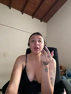 Mia  Gray online show from 05-13-26, 05:32