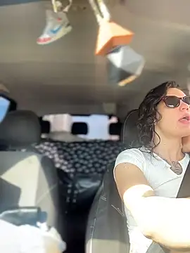 MeekyRich online show from 04-26-26, 04:10