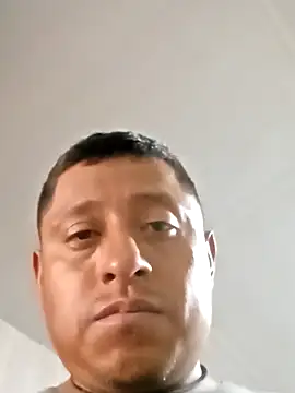 luuiss12 online show from 09-23-25, 05:16