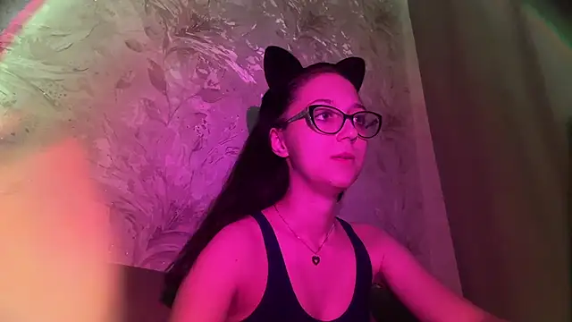 Snapshot of YourTemptation_ chatting on 12-02-25, 05:41 YourTemptation online show from 12-02-25, 05:41