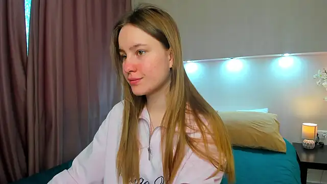 Candy Cansew online show from 09-11-25, 12:44