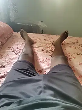 CAtoppersexa online show from 10-17-25, 04:15