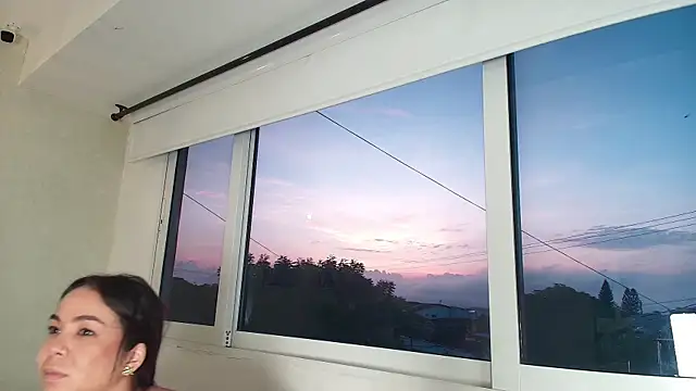  Victoria Collins online show from 11-15-25, 10:56