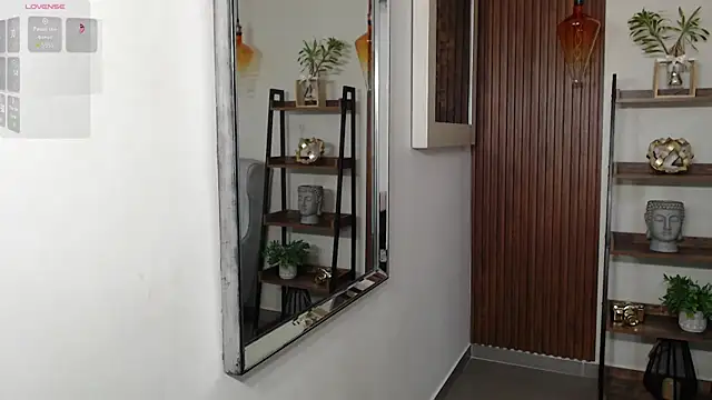  Victoria Collins online show from 12-16-25, 11:04