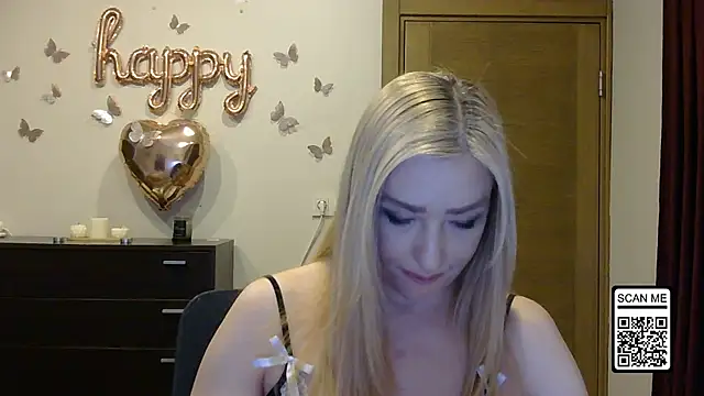 Wild Silk Desire online show from 04-19-26, 06:10