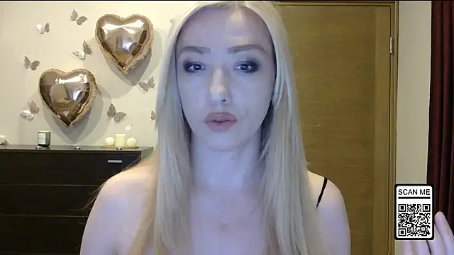 Snapshot of Wild_Silk_Desire chatting on 05-25-26, 02:12 Wild Silk Desire online show from 05-25-26, 02:12