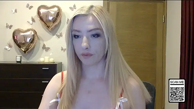 Snapshot of Wild_Silk_Desire chatting on 05-30-26, 02:47 Wild Silk Desire online show from 05-30-26, 02:47