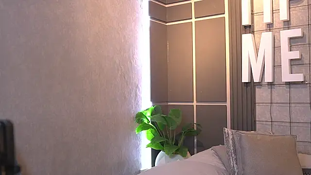 Susan wall online show from 04-28-26, 01:05