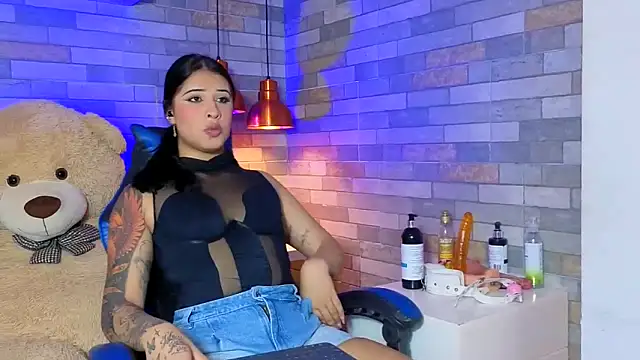 DixyPalmer online show from 04-22-26, 07:26