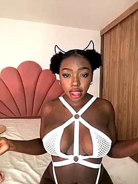 alissradiante1 online show from 11-06-25, 01:17