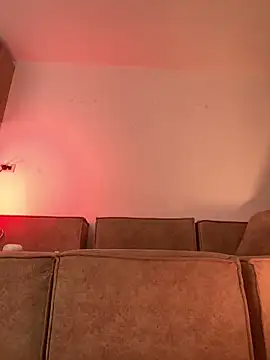 alissradiante1 online show from 03-25-26, 04:18