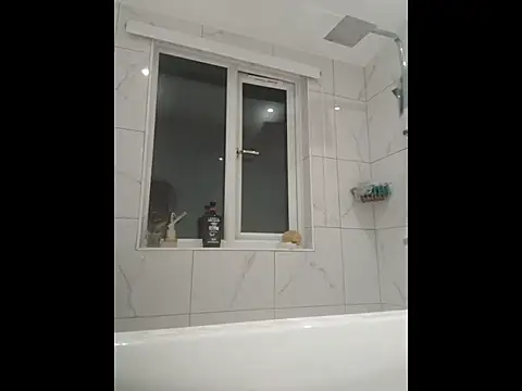 CloudyMuscleBeefy online show from 10-28-25, 07:27