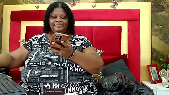 Exoticbigmandy online show from 02-11-26, 08:47