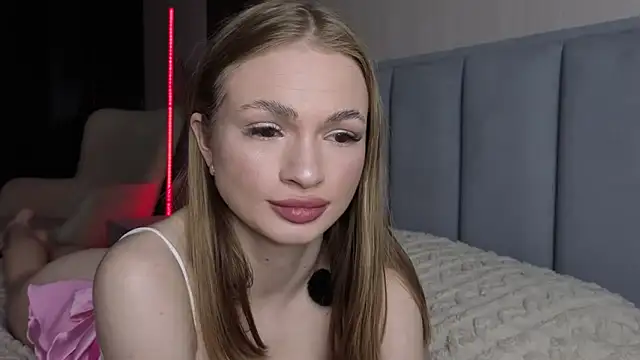 Snapshot of Pussyya777 chatting on 04-27-26, 11:52 Pussyya777 online show from 04-27-26, 11:52